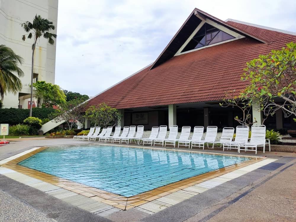 Tanjung Tuan Regency Private Pd Apartment